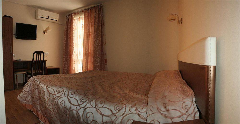 Hotel Leotel Liov Exterior foto