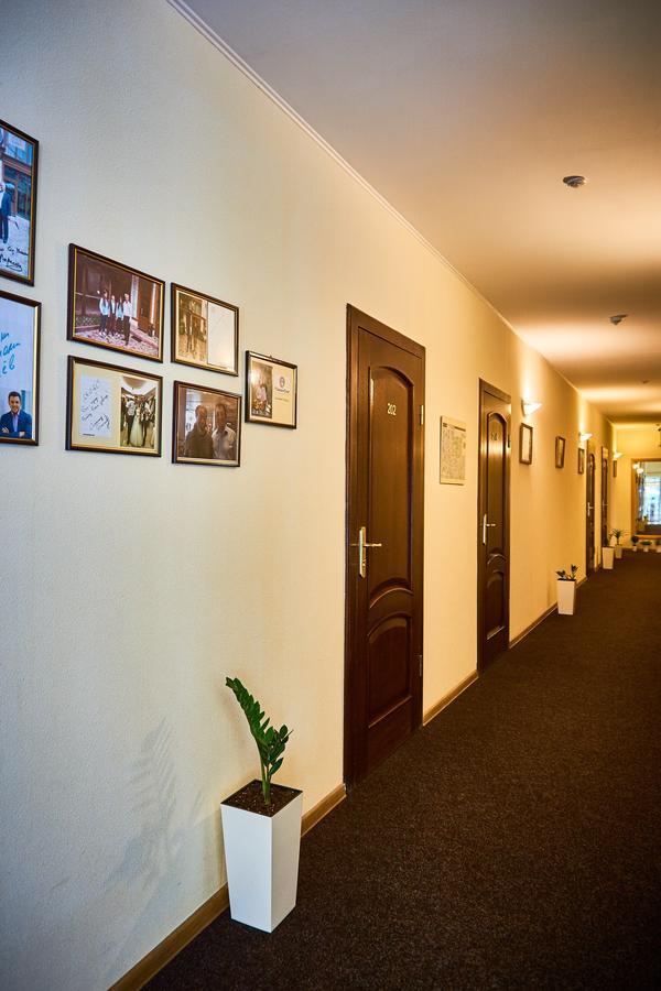 Hotel Leotel Liov Exterior foto