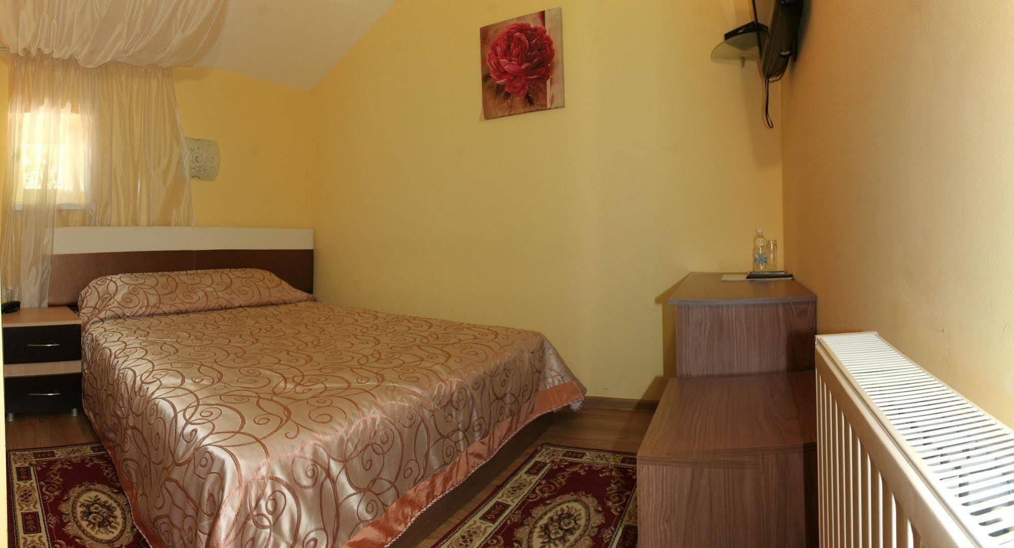 Hotel Leotel Liov Exterior foto