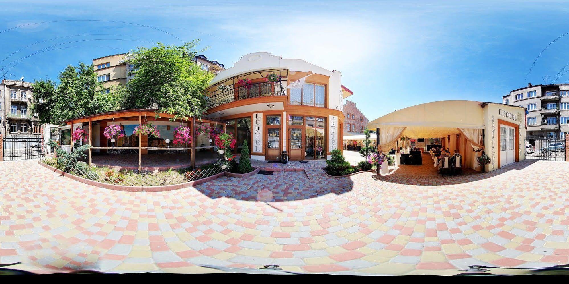 Hotel Leotel Liov Exterior foto